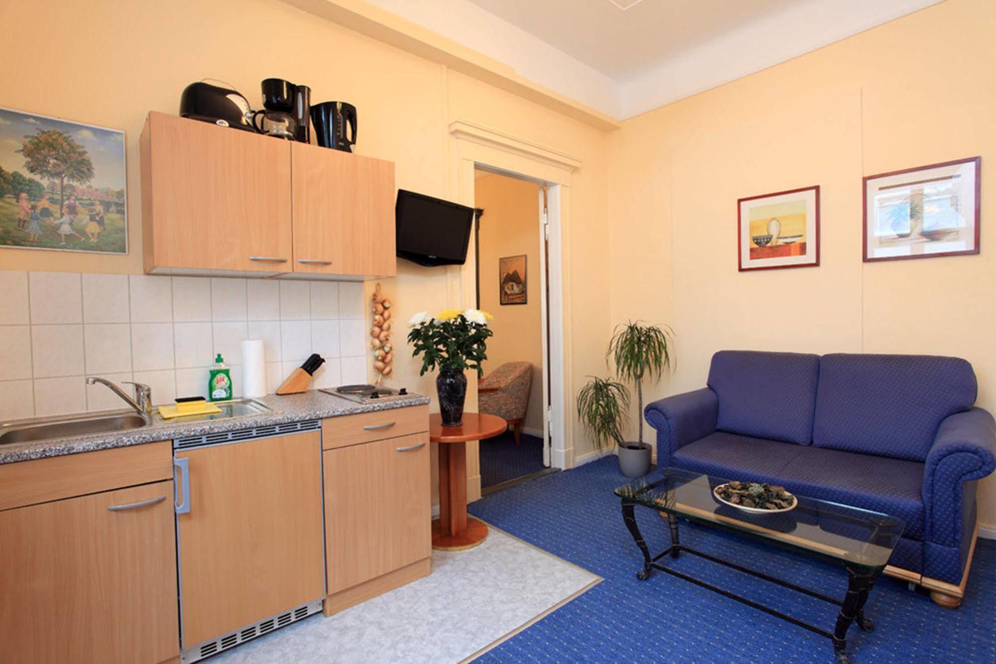 Hotel Central Inn Am Hauptbahnhof Pension เบอร์ลิน ภายนอก รูปภาพ